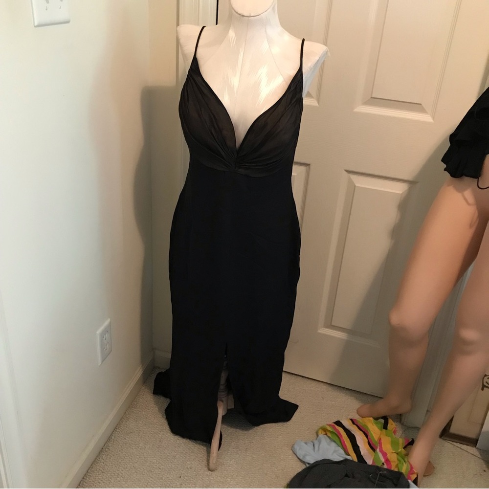 Donald Deal long dress nwt size 10 $2605 black 100% silk